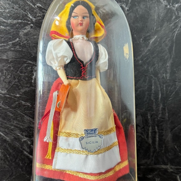 EROS Sicilia Doll with Tamborine - Picture 2 of 16